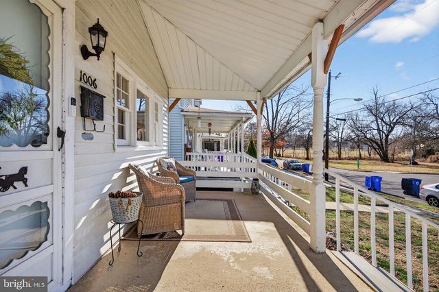 1006 CHESTNUT AVE, Laurel Springs, NJ 08021