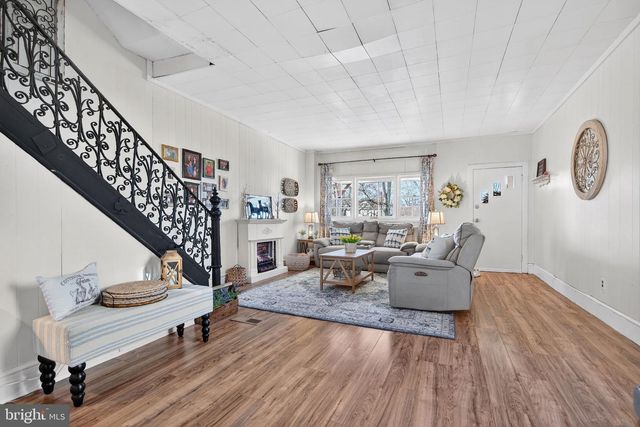 1006 CHESTNUT AVE, Laurel Springs, NJ 08021