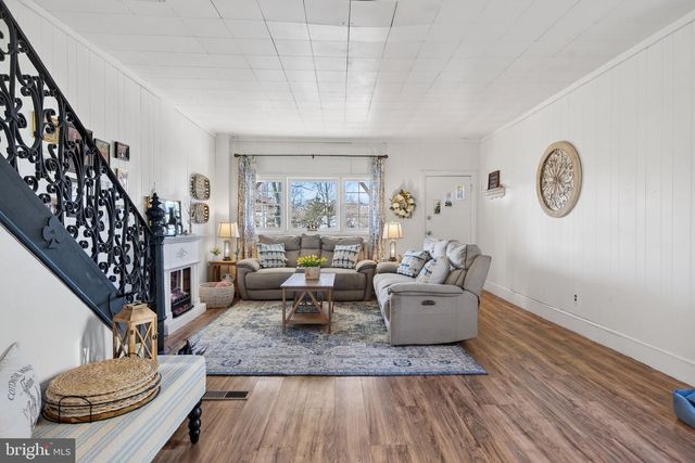 1006 CHESTNUT AVE, Laurel Springs, NJ 08021