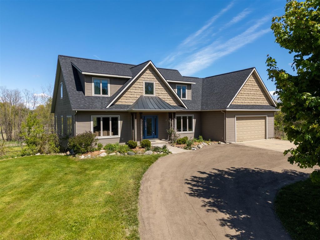 2847 28th Street, Allegan, MI 49010