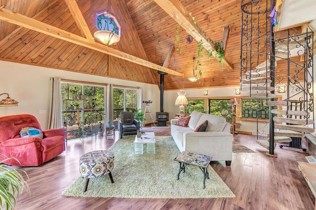 W6141 COUNTY ROAD H, Wild Rose, WI 54984