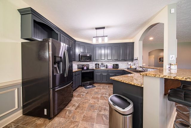 10 Talon Court, Fort Mitchell, AL 36856