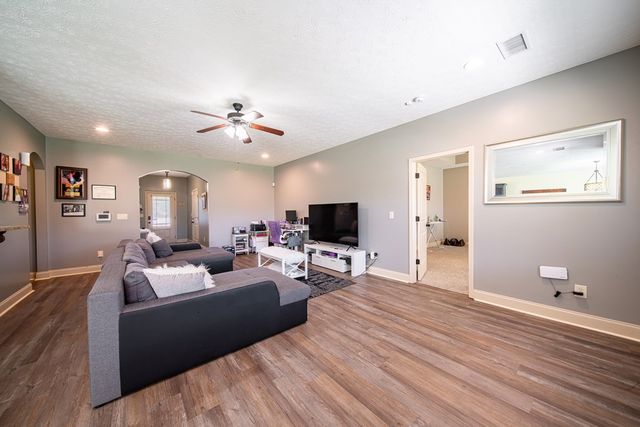 10 Talon Court, Fort Mitchell, AL 36856