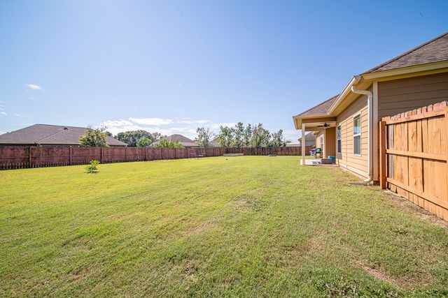 10 Talon Court, Fort Mitchell, AL 36856