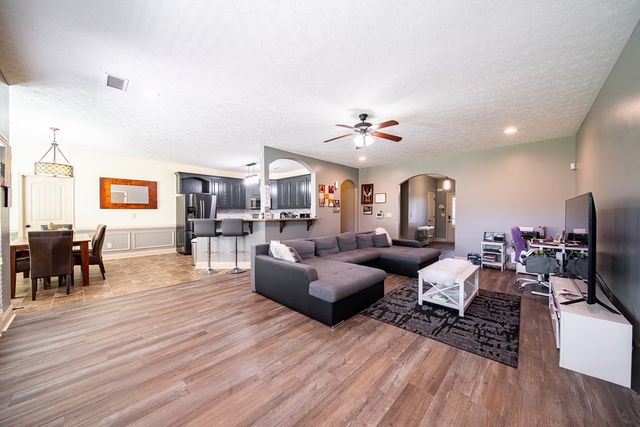 10 Talon Court, Fort Mitchell, AL 36856