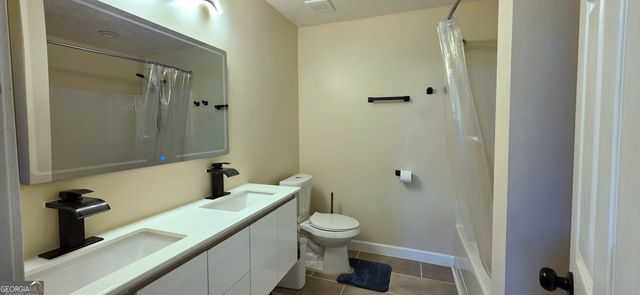 225 Lee Rd 960, Smiths Station, AL 36877