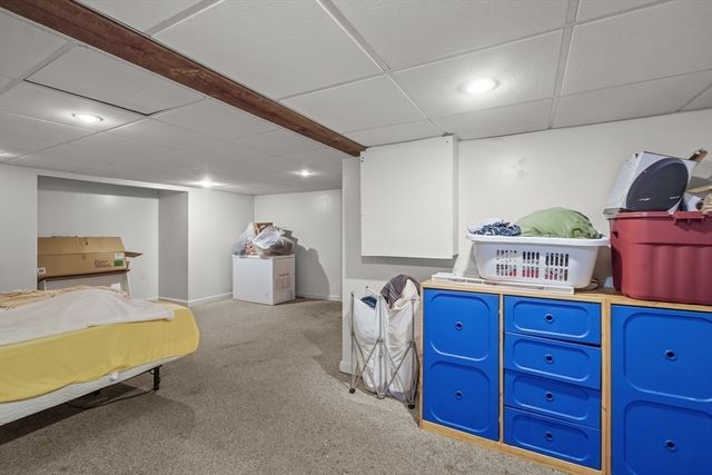 13 Waverly St, Taunton, MA 02780