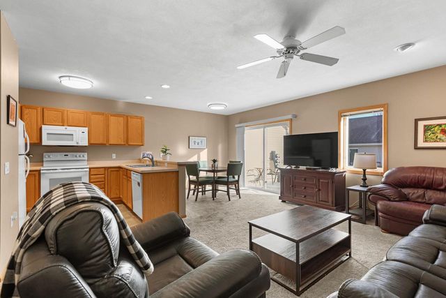 388 Alpine Meadow Circle, Oregon, WI 53575