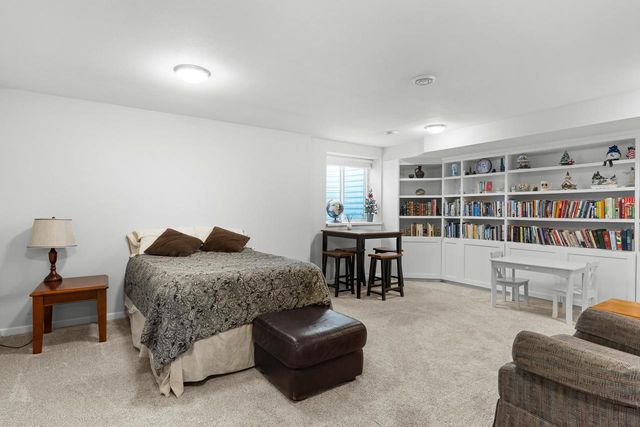 388 Alpine Meadow Circle, Oregon, WI 53575