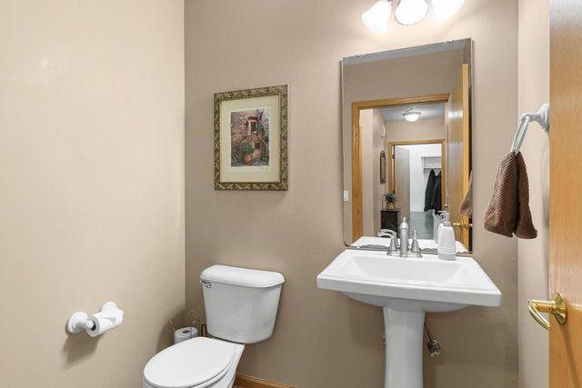 388 Alpine Meadow Circle, Oregon, WI 53575