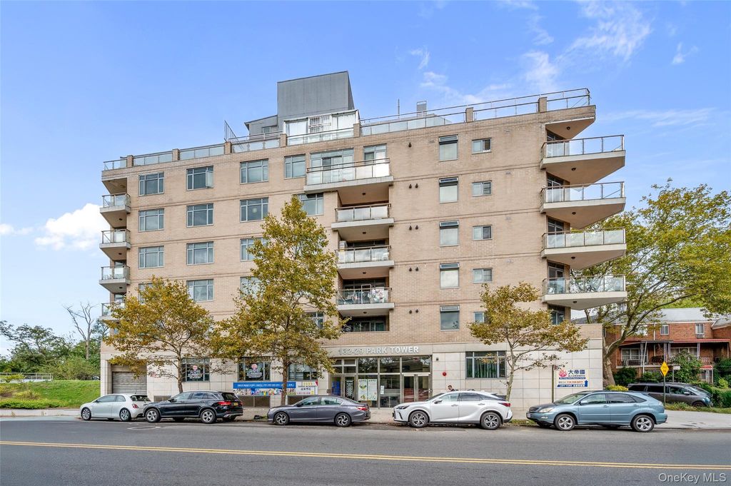 132-29 Blossom Avenue 4H, Flushing, NY 11355 — exterior
