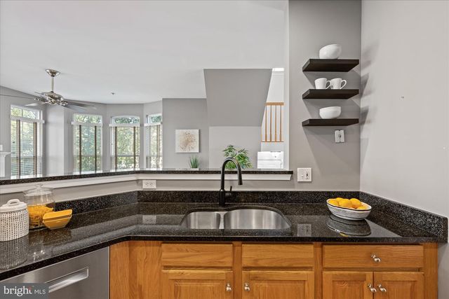 5101 GARDNER DR, Alexandria, VA 22304