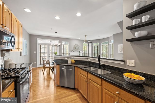 5101 GARDNER DR, Alexandria, VA 22304