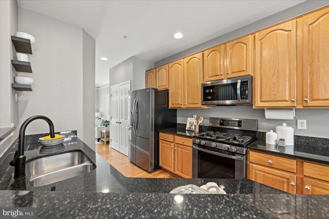 5101 GARDNER DR, Alexandria, VA 22304