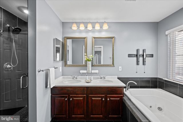 5101 GARDNER DR, Alexandria, VA 22304