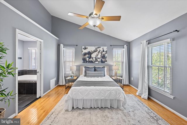 5101 GARDNER DR, Alexandria, VA 22304