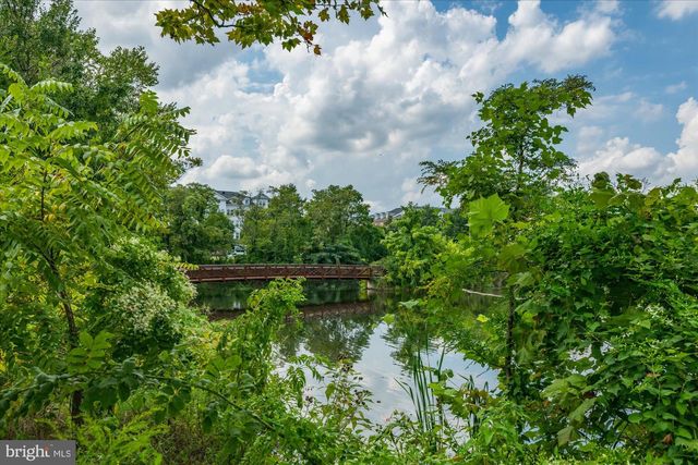 5101 GARDNER DR, Alexandria, VA 22304