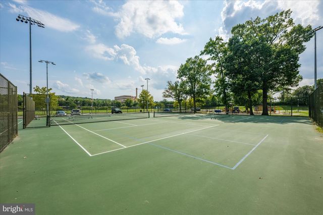 5101 GARDNER DR, Alexandria, VA 22304