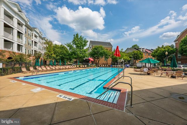 5101 GARDNER DR, Alexandria, VA 22304