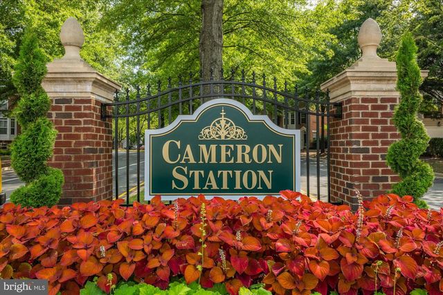 5101 GARDNER DR, Alexandria, VA 22304