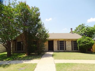 7220 Emory Oak Lane, Dallas, TX 75249