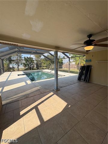 311 SW 48th TER, Cape Coral, FL 33914