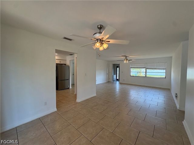 311 SW 48th TER, Cape Coral, FL 33914