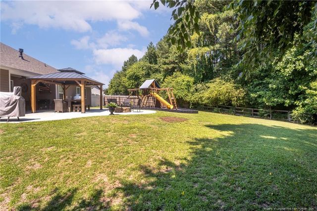 149 Bayleaf Drive, Raeford, NC 28376