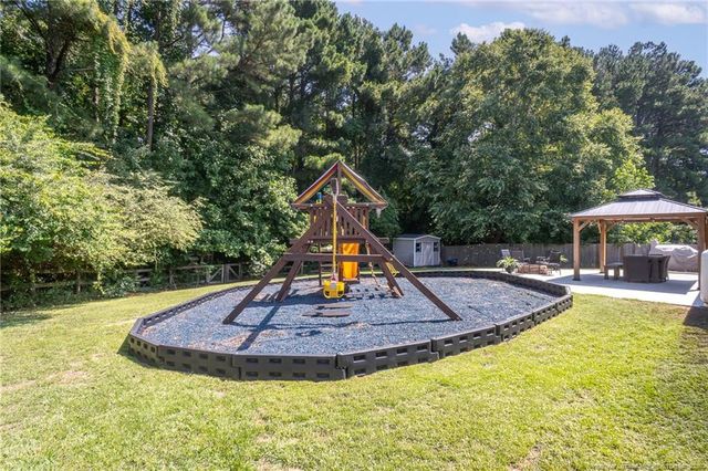 149 Bayleaf Drive, Raeford, NC 28376