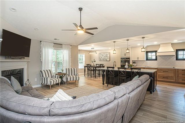 149 Bayleaf Drive, Raeford, NC 28376