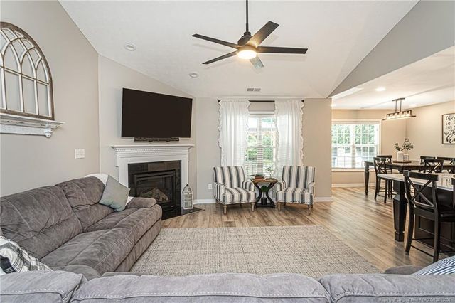 149 Bayleaf Drive, Raeford, NC 28376