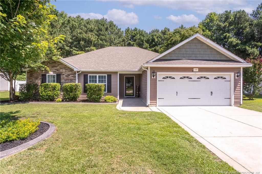 149 Bayleaf Drive, Raeford, NC 28376