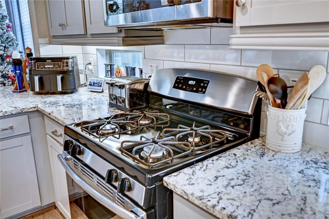 17404 Farm Pasture Trail, Hockley, TX 77447