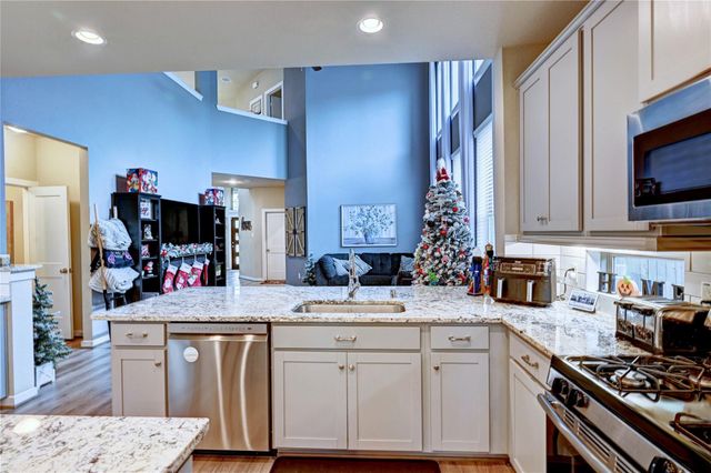 17404 Farm Pasture Trail, Hockley, TX 77447