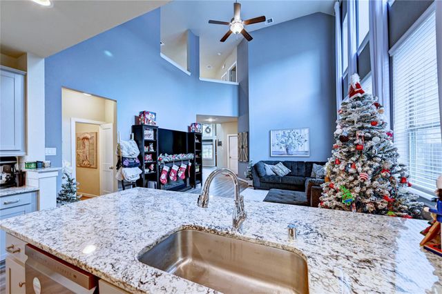 17404 Farm Pasture Trail, Hockley, TX 77447