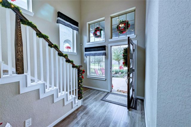 17404 Farm Pasture Trail, Hockley, TX 77447