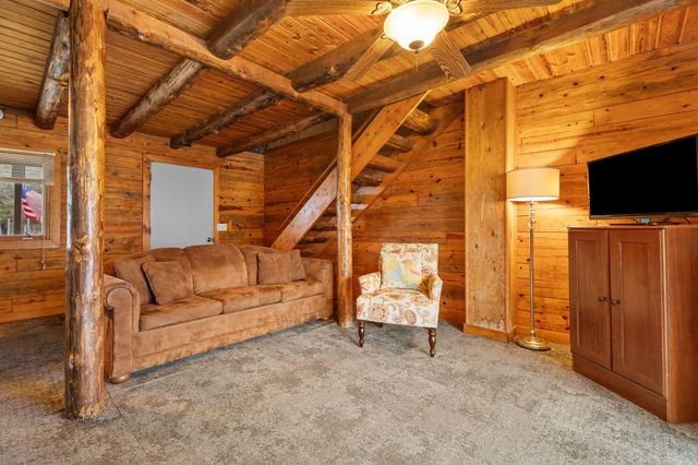 207 Bar M Lane 1, Branson West, MO 65737