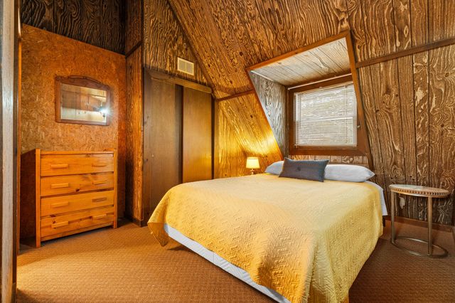 207 Bar M Lane 1, Branson West, MO 65737