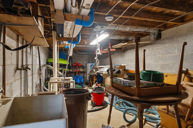 207 Bar M Lane 1, Branson West, MO 65737