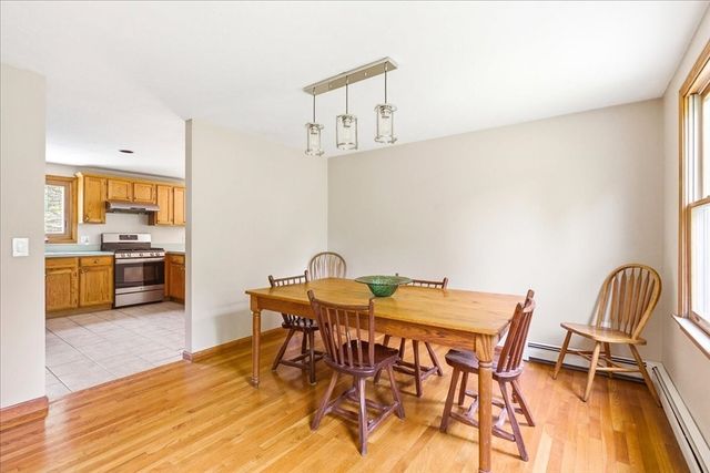 80 Mountain Hill Rd, Plymouth, MA 02360