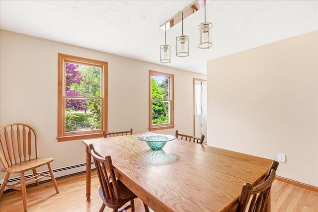 80 Mountain Hill Rd, Plymouth, MA 02360