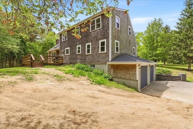 80 Mountain Hill Rd, Plymouth, MA 02360