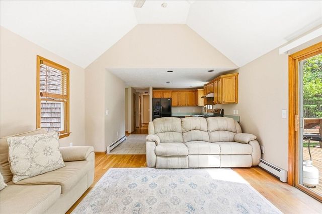 80 Mountain Hill Rd, Plymouth, MA 02360