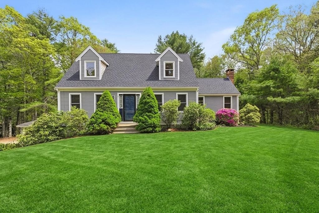 80 Mountain Hill Rd, Plymouth, MA 02360