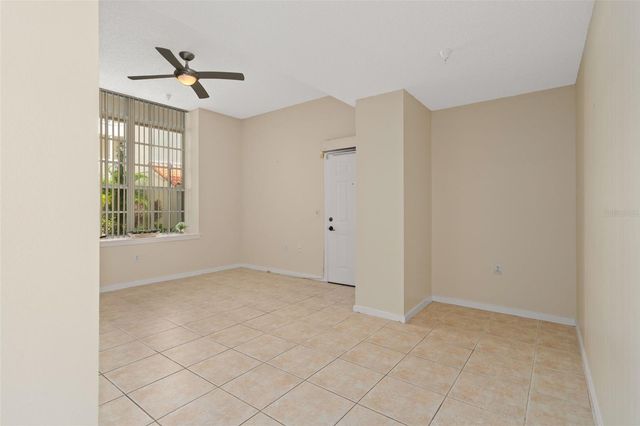 701 MIRROR LAKE DRIVE N 102, St Petersburg, FL 33701