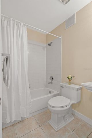 701 MIRROR LAKE DRIVE N 102, St Petersburg, FL 33701