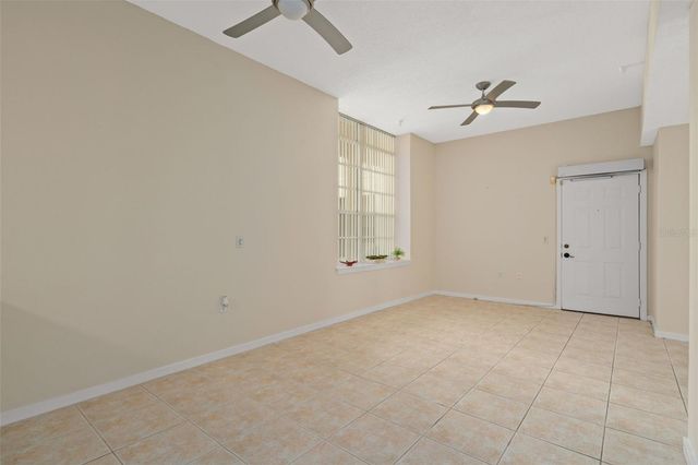 701 MIRROR LAKE DRIVE N 102, St Petersburg, FL 33701