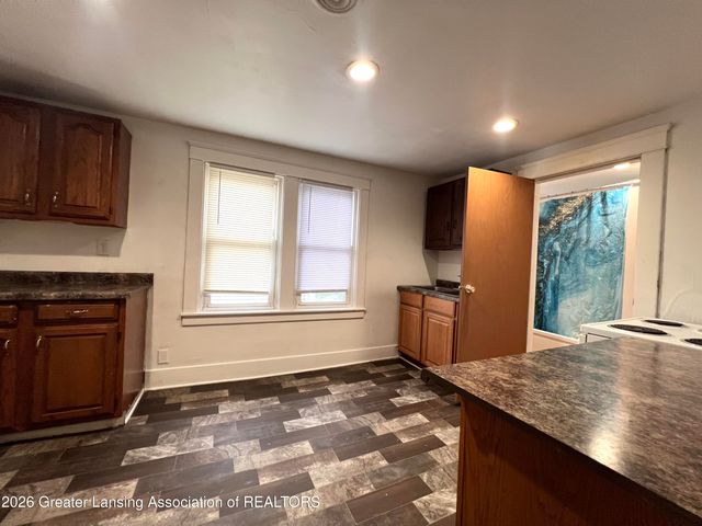 313 W César E. Chávez Avenue, Lansing, MI 48906