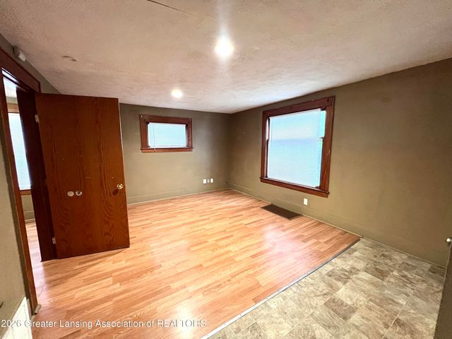 313 W César E. Chávez Avenue, Lansing, MI 48906