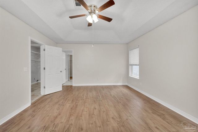 9033 Bluebay Ln, Pensacola, FL 32506